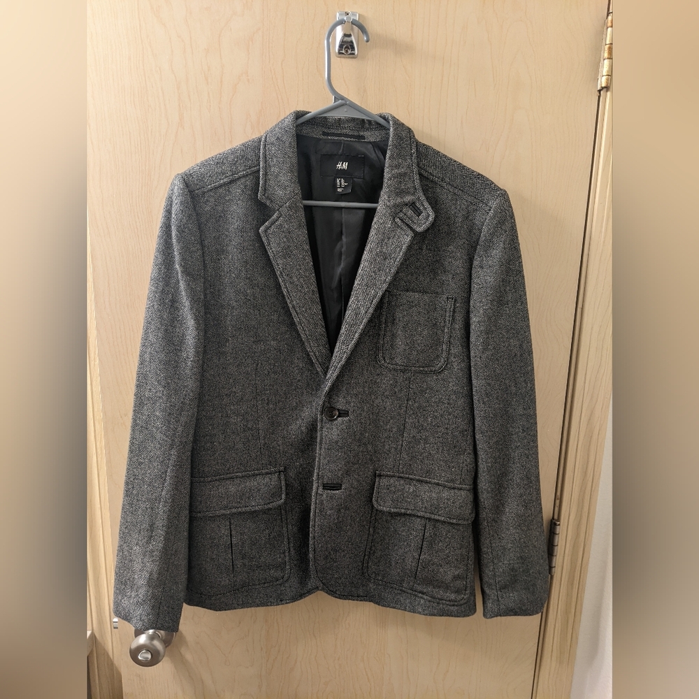 H&M wool-blend charcoal herringbone sport coat size 36R